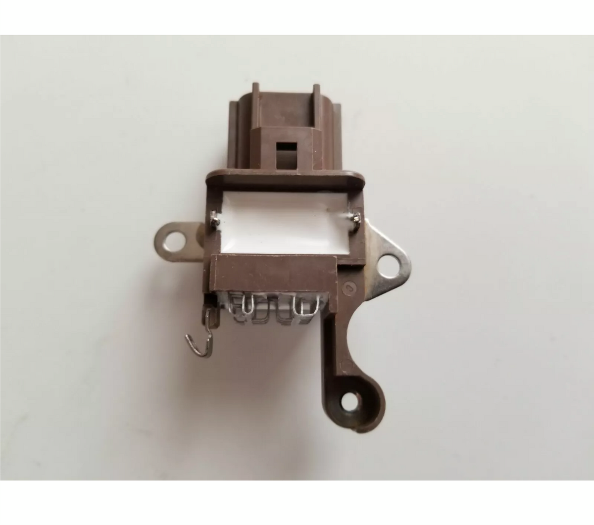 Ford PCM OE regulator Denso Replacement – Brand X Electrical